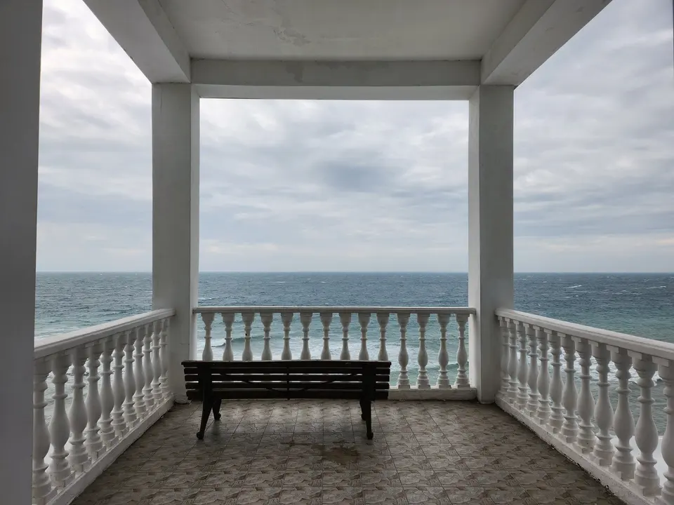 Balkonlu Deniz Odası — 2