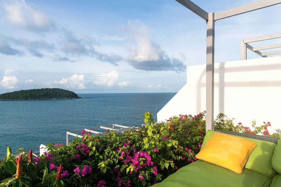 Sea View Apartment — 2